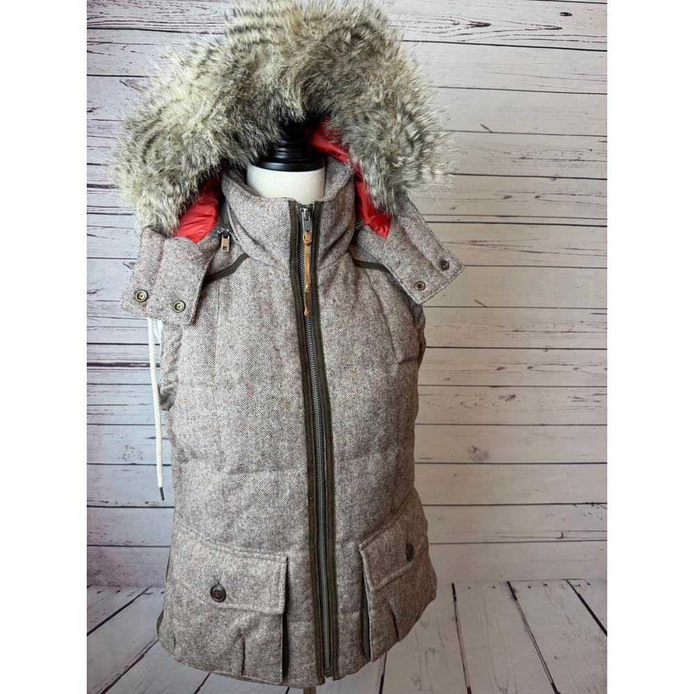Eddie Bauer Yukon Vest Medium Goose Down Tweed Faux Fur Puffer Womens EB550 Ski